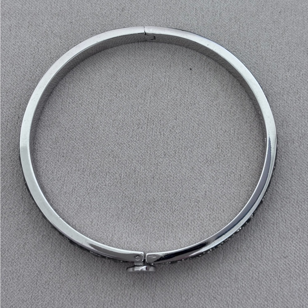 Kate Spade New York Silver-Tone Everyday Spade Glitter Enamel Bangle Bracelet - Picture 3 of 7